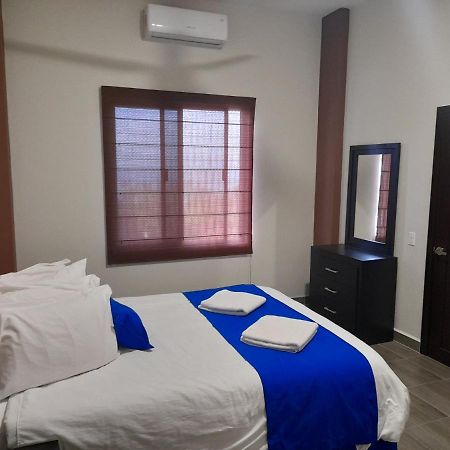 Grand View Suites Мансанильо Экстерьер фото