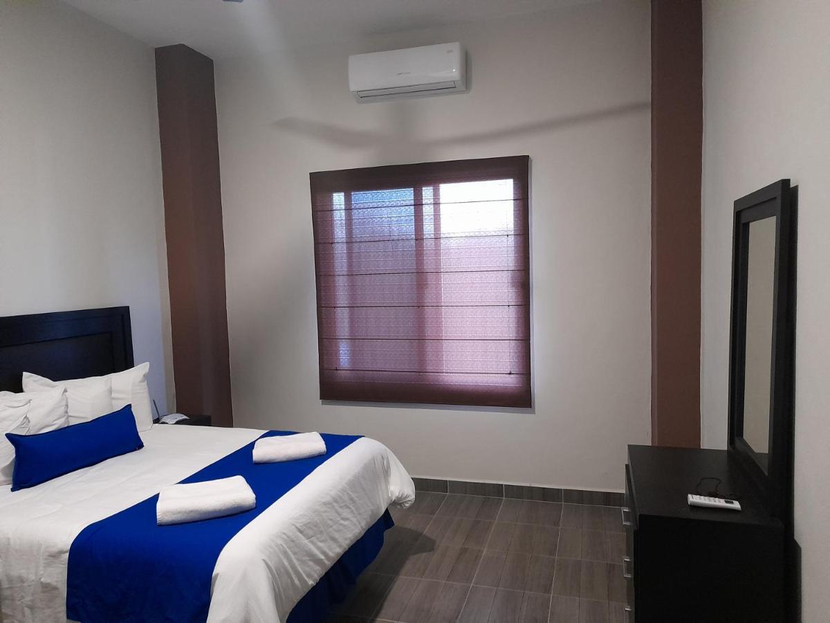 Grand View Suites Мансанильо Экстерьер фото