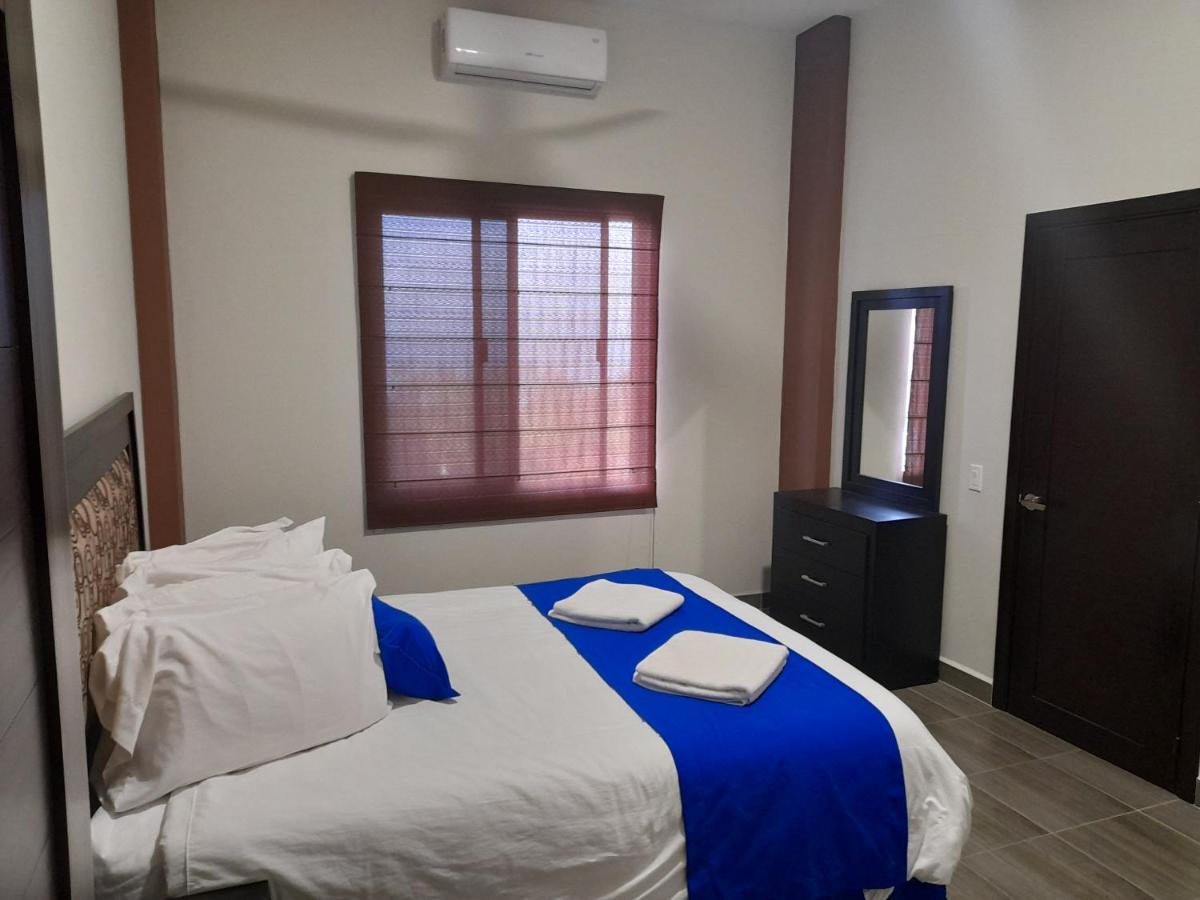 Grand View Suites Мансанильо Экстерьер фото