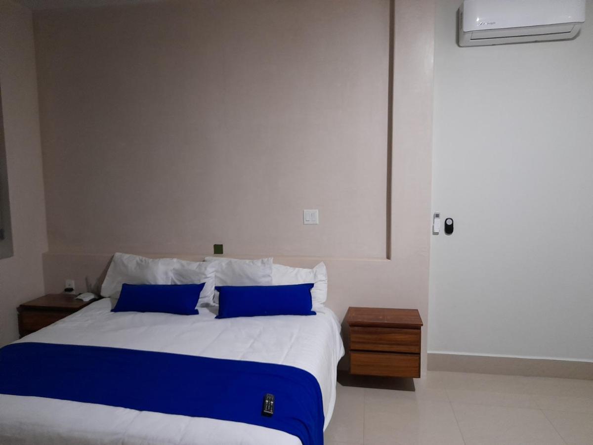 Grand View Suites Мансанильо Экстерьер фото