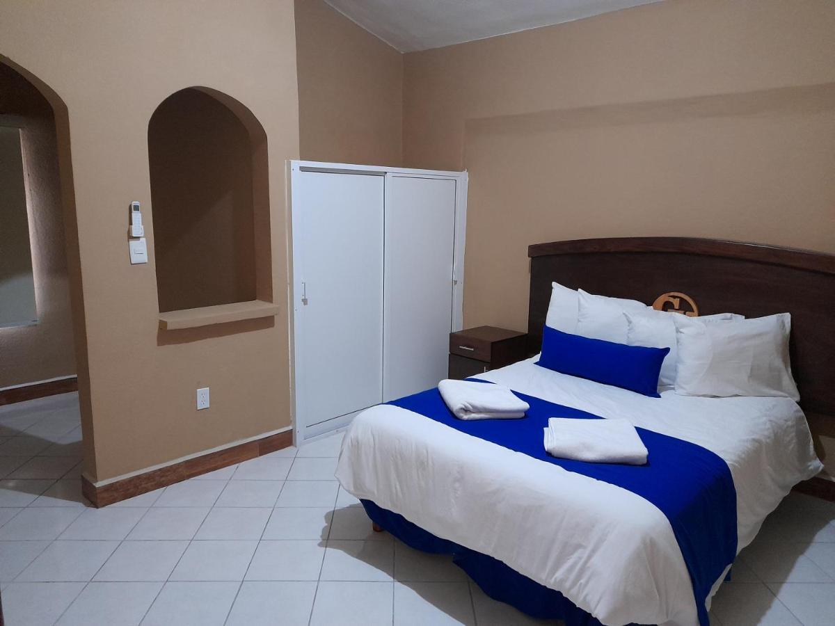 Grand View Suites Мансанильо Экстерьер фото