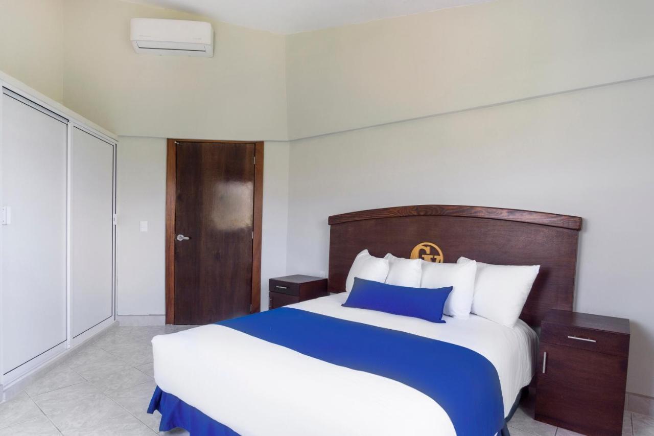 Grand View Suites Мансанильо Экстерьер фото