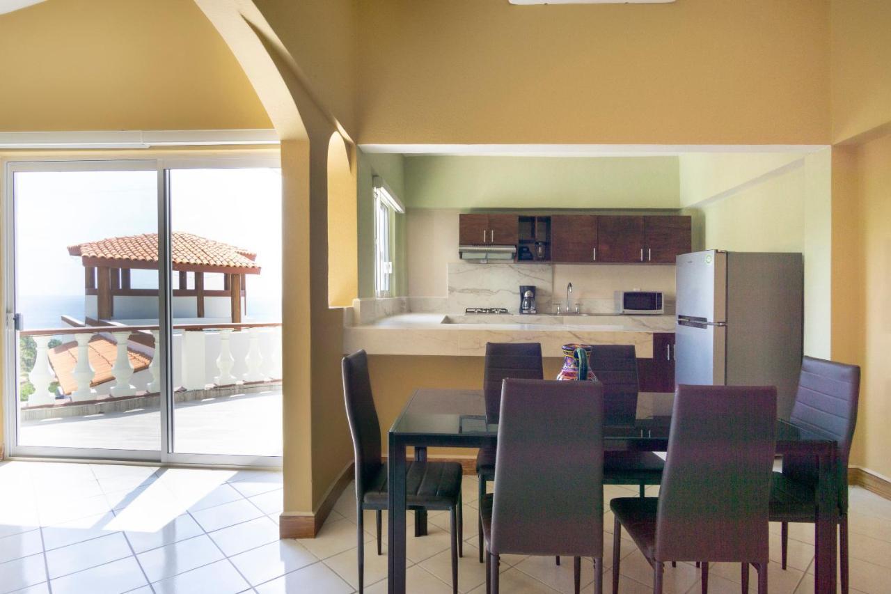 Grand View Suites Мансанильо Экстерьер фото