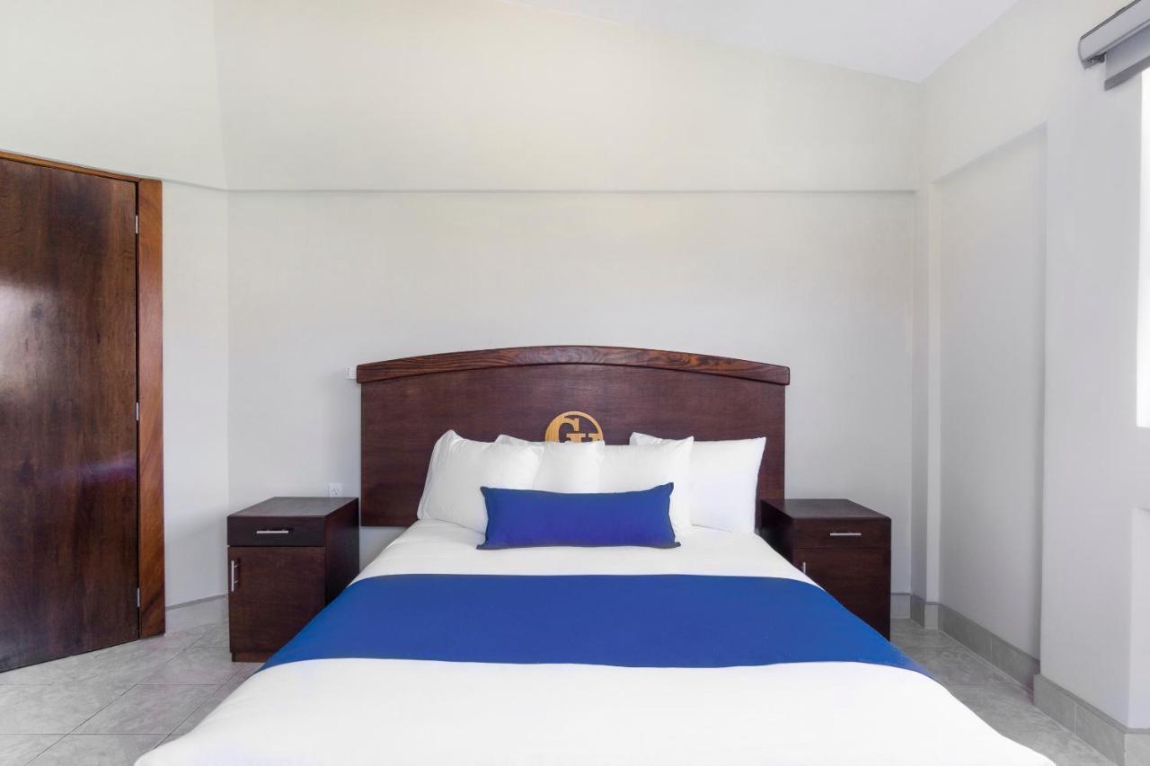Grand View Suites Мансанильо Экстерьер фото